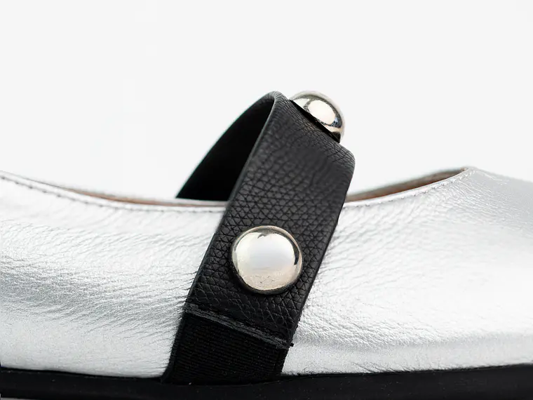 Bailarinas para mujer en cuero liso con taches – LIRIA - Color silver 4