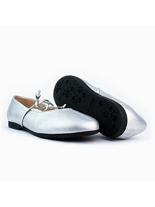 Bailarinas para mujer en cuero liso con cordón – LIRIA - Color Silver