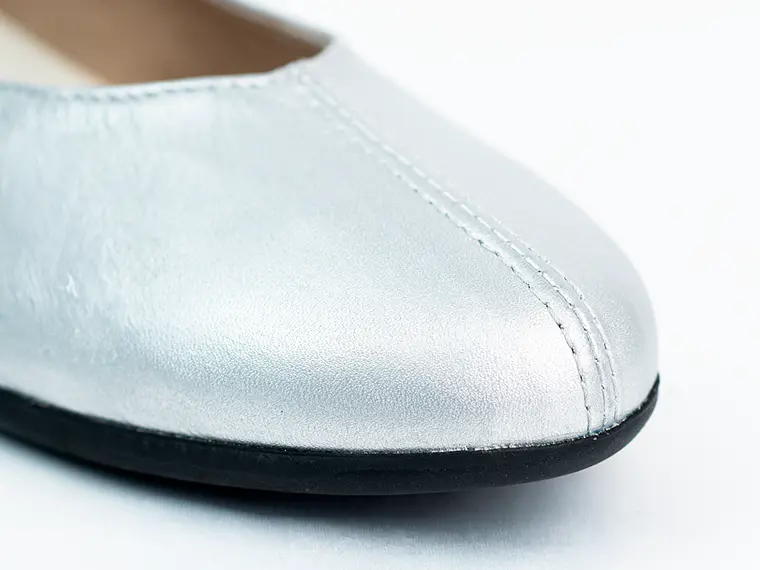 Bailarinas para mujer en cuero liso con cordón – LIRIA - Color Silver 5