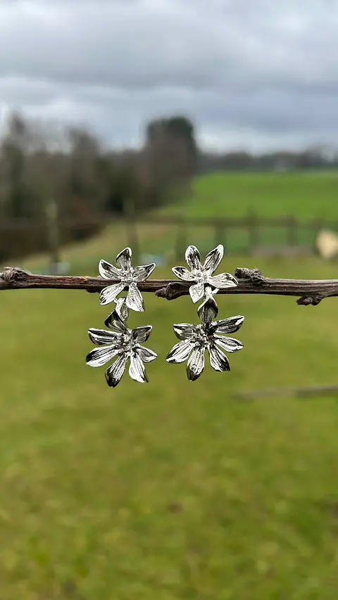 Aros Florales Plateados