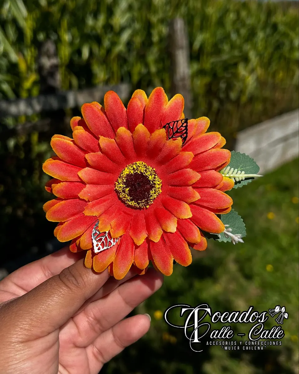 Tocado Modelo Valentina 1