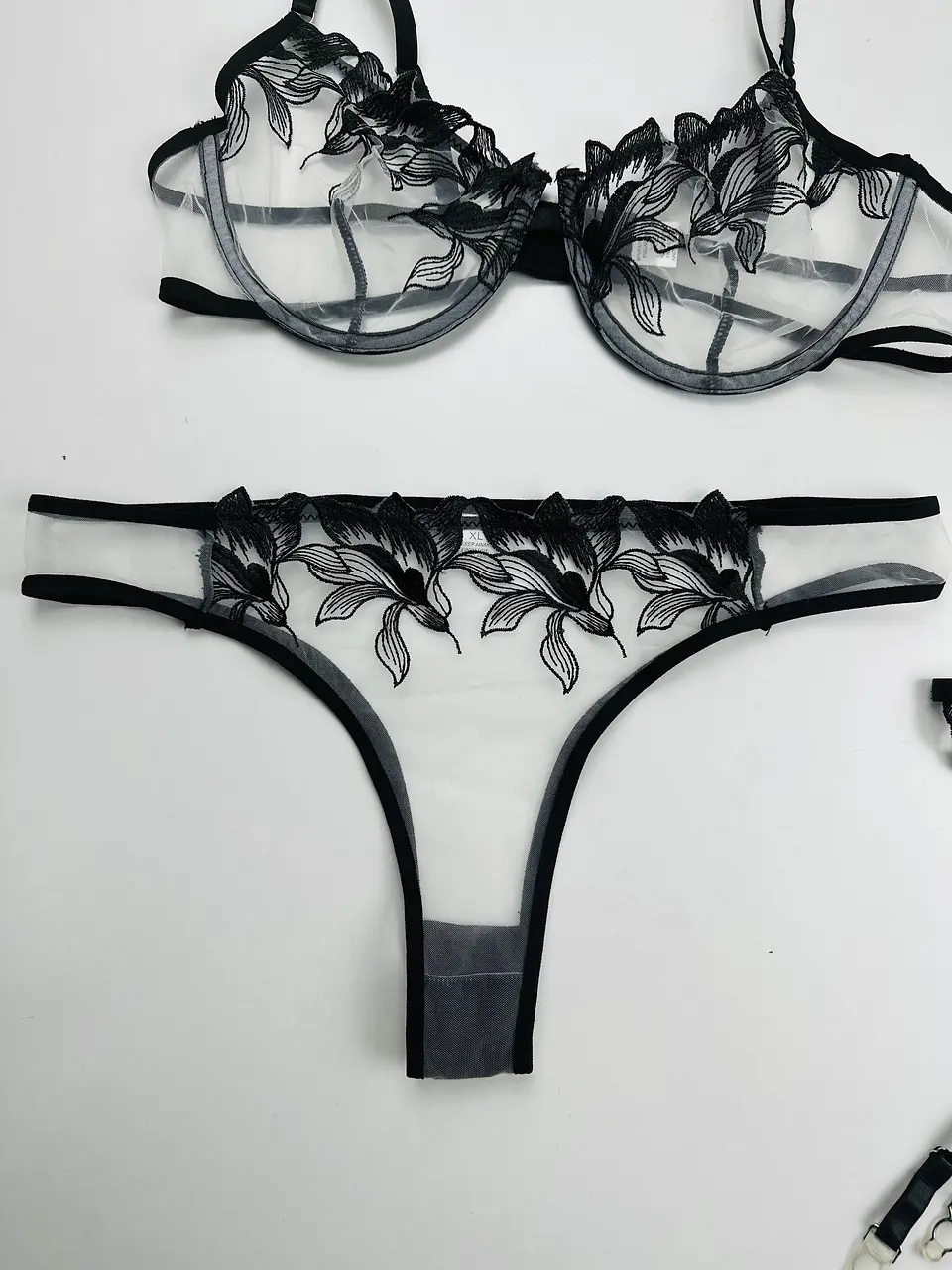 CONJUNTO SEXY 3 PIEZAS MALLA TRANSPARENTE ENCAJE DE FLOR  5
