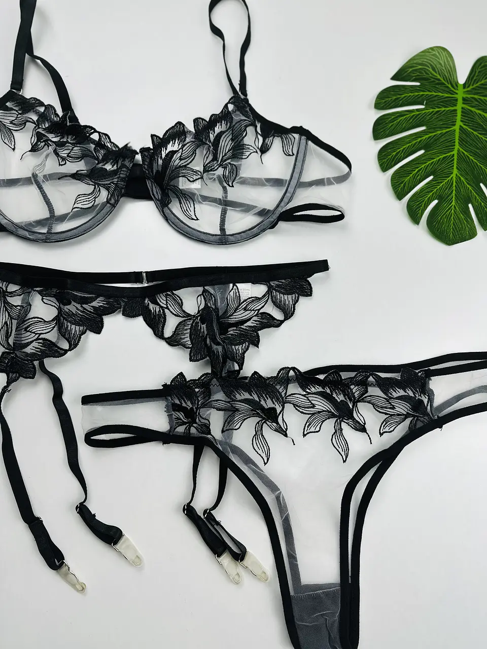 CONJUNTO SEXY 3 PIEZAS MALLA TRANSPARENTE ENCAJE DE FLOR  10