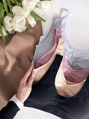 2 PETOS DE ALGODON CANALE CON RELLENO REMOVIBLE #56 ( M - L )