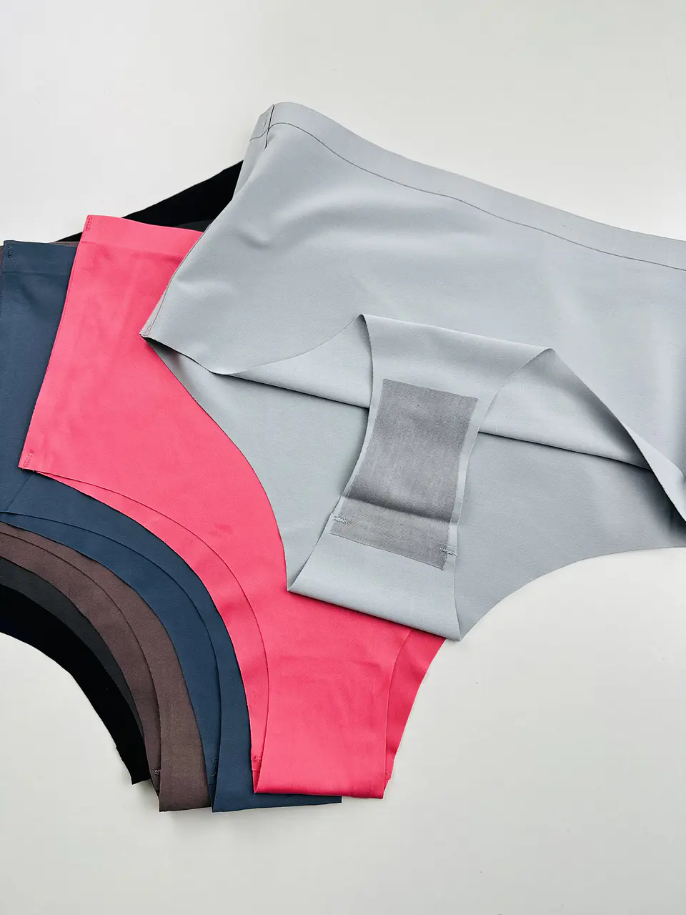 6 CALZON BIKINI TIRO ALTO INVISIBLE #013 5