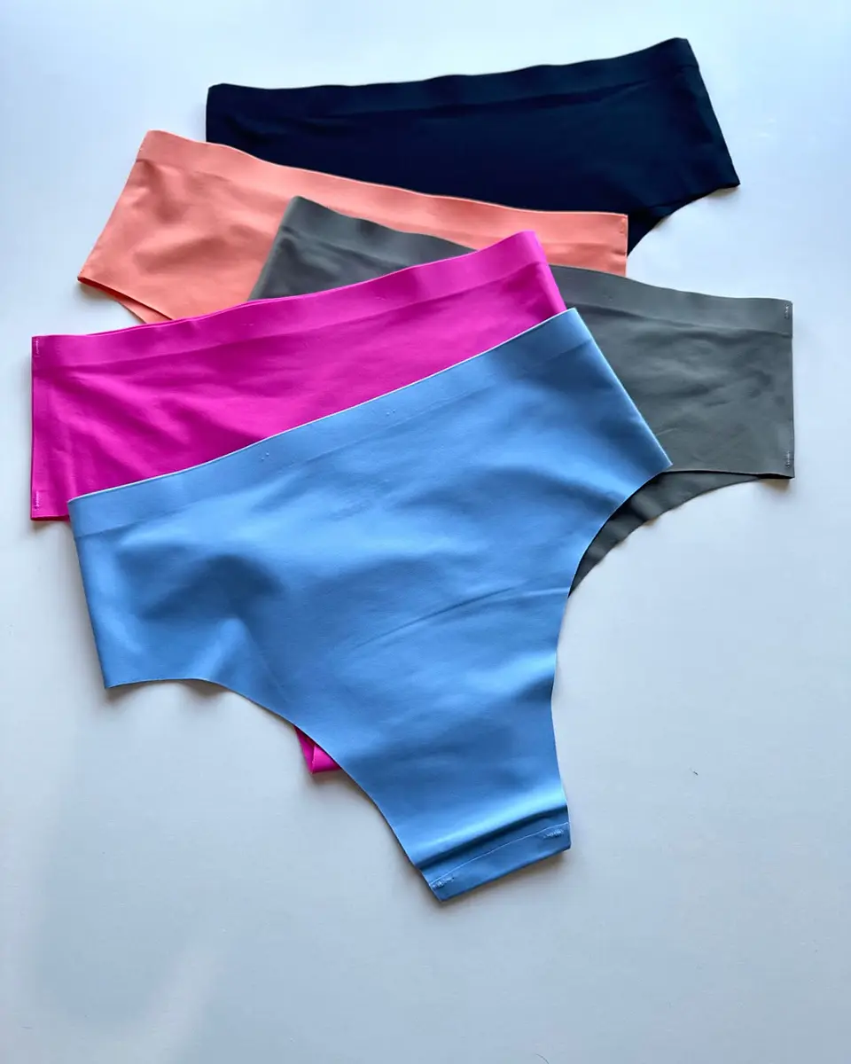 6 CALZON BIKINI TIRO ALTO INVISIBLE #013 9