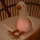 GANSO DE PELUCHE COM LUZ E SOM - LITTLE DUTCH