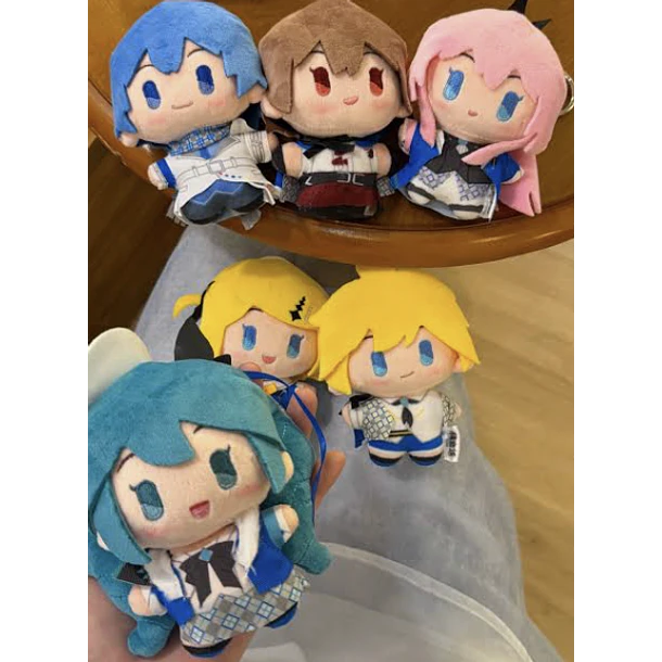 BLIND BOX HATSUNE MIKU - LLAVERO PELUCHE 