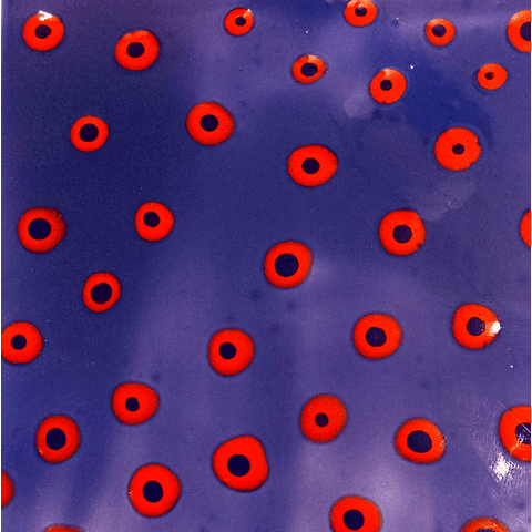 Azulejo azulc con ojitos rojos y azul 020