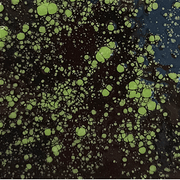 Azulejo negro y cristal verde manzana 098
