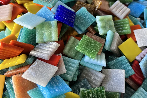OFERTA Surtidos de venecitas,Teselas,mosaicos de colores 1000 unidades 