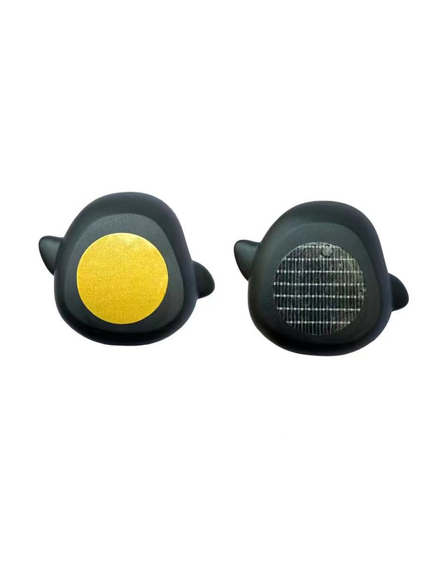 Pingüino con Bola de Catnip Giratoria 2