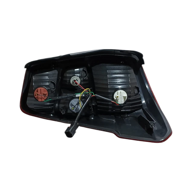 FAROL TRASERO LH NEW MUSSO CON SOQUETE