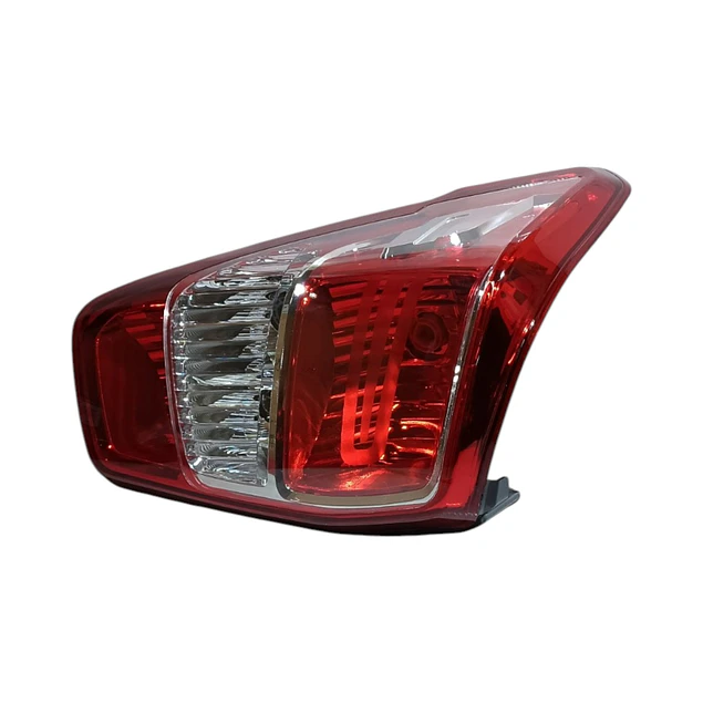 FAROL TRASERO LH NEW MUSSO CON SOQUETE