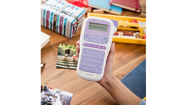 Rotuladora Etiquetadora Pt-H200 Morada Portatil Brother | Equipo Etiquetador 4