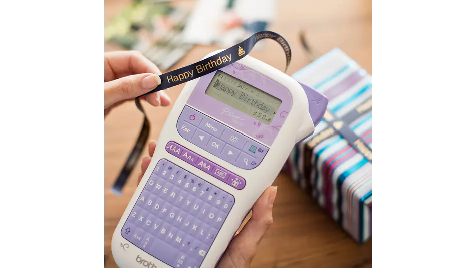 Rotuladora Etiquetadora Pt-H200 Morada Portatil Brother | Equipo Etiquetador 7