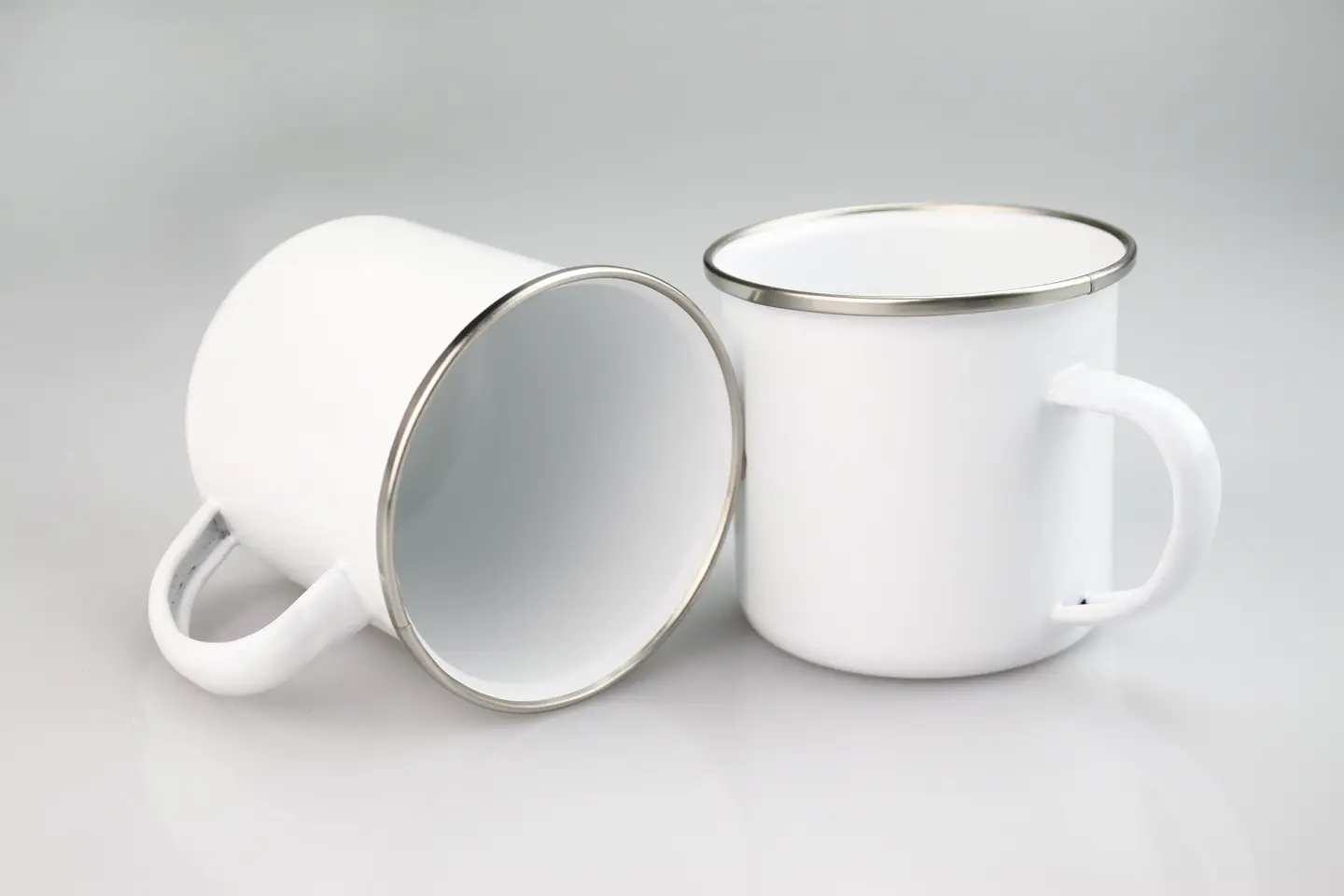 TAZÓN ENLOZADO  CON BORDE DE COLOR PLATA DE 12 OZ 1