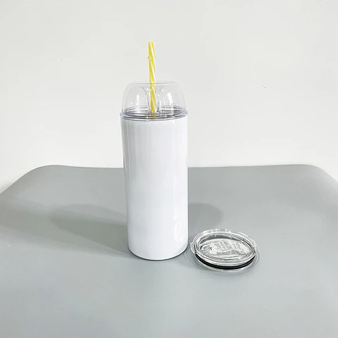 TUMBLER DE 20OZ CON CUPULA PLASTICA