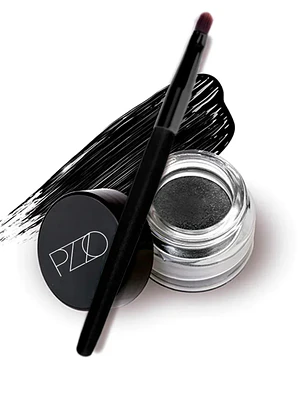 Delineador de ojos gel Color negro 01. Petrizzio