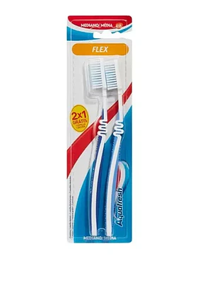 Cepillo dental Aquafresh Flex Medio Pack 2 Unidades.