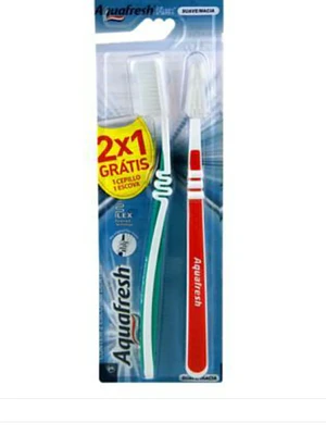 Cepillo dental Aquafresh Flex Suave 2 Unidades.