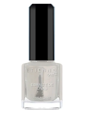 Esmate de uñas Brillo. Etienne