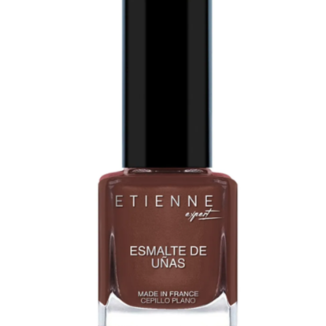 Esmalte de uñas n 18 Palo Rosa. Etienne 1