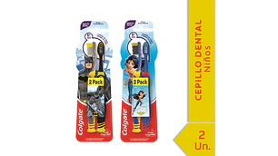 Cepillos dentales Colgate Batman y Mujer maravilla 2 Unidades.