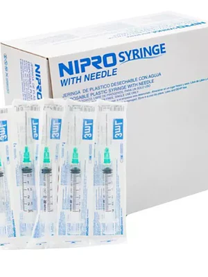 Jeringa 3 ml Luer slip 21 G x 1 1/2 Nipro 100 Unidades.