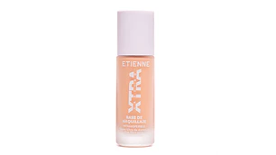 Base de maquillaje Extra Lasting 01 natural 30 ml. Etienne