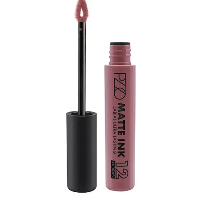 Petrizzio Ultra Lasting Matte Ink Charisma 1