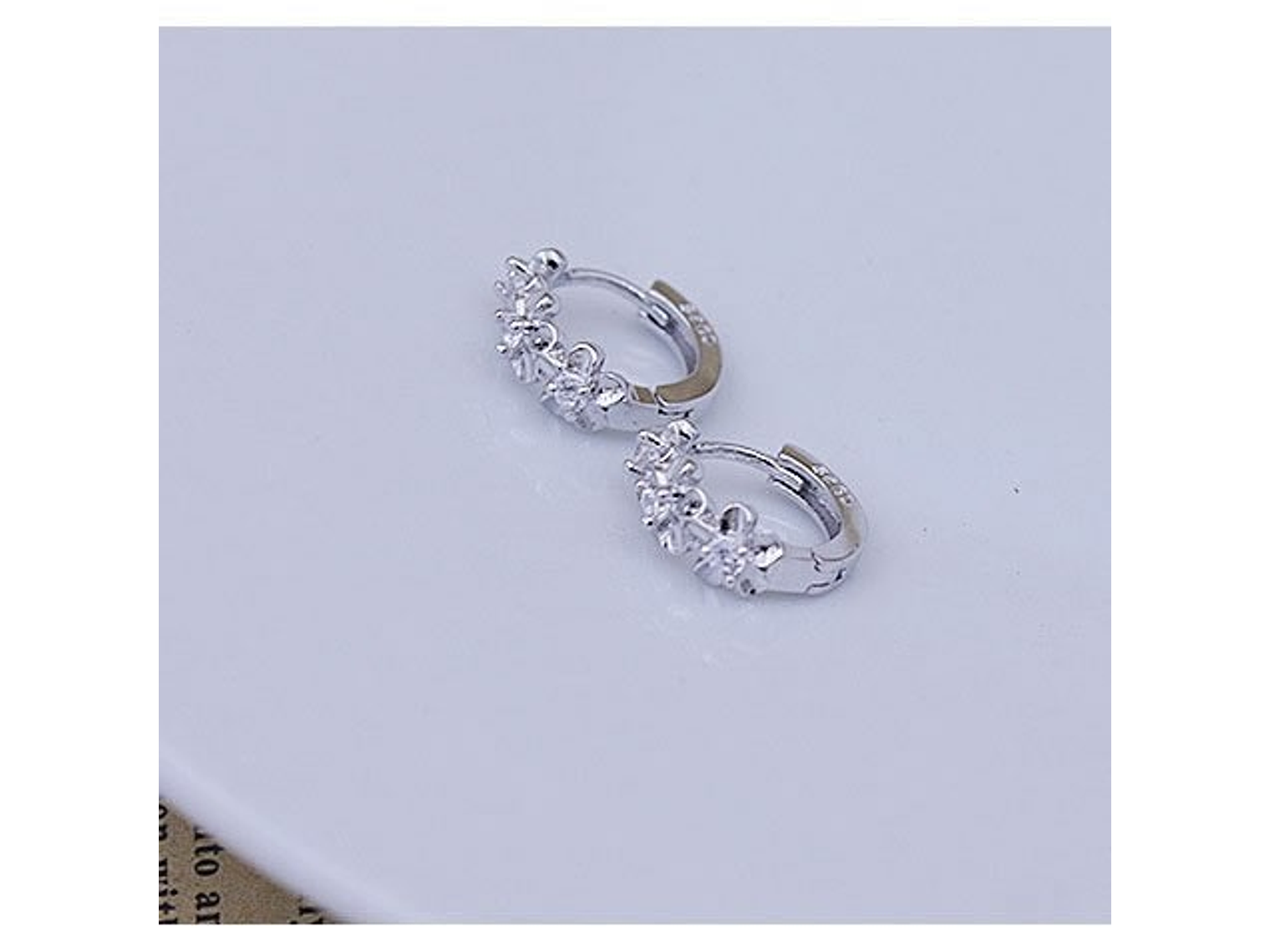 Aros Tres Flores con Circones Plateado 3