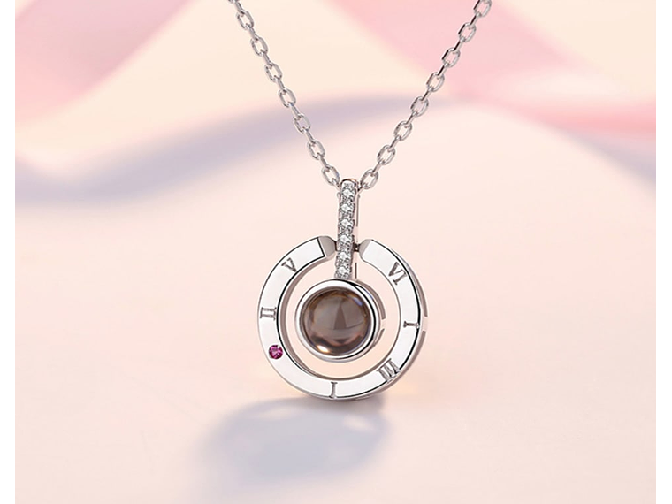 Collar Colgante Te Amo en 100 Idiomas Plateado 4