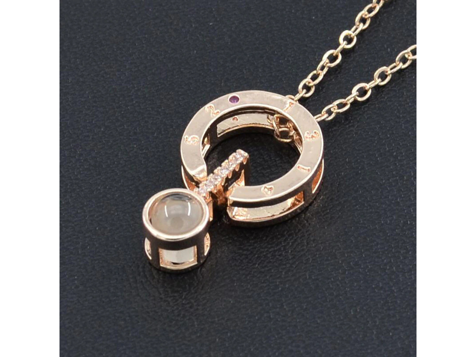 Collar Colgante Te Amo en 100 Idiomas Dorado 6