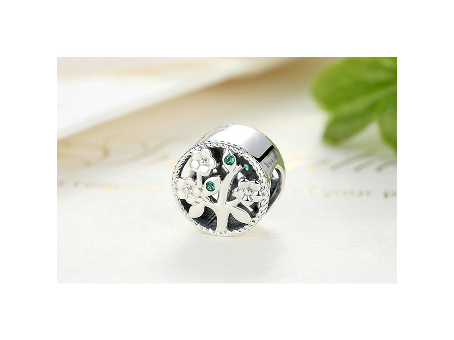 Charm Plata 925 Arbol de La Vida Circular 5