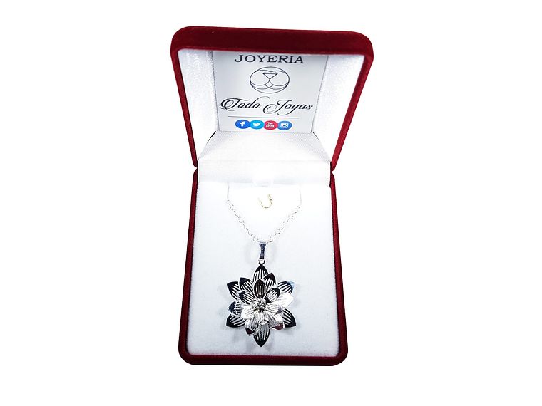 Collar Colgante Flor de Loto Plateado 2