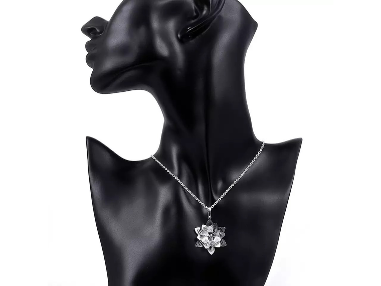 Collar Colgante Flor de Loto Plateado 3