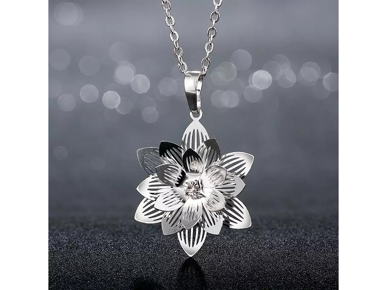 Collar Colgante Flor de Loto Plateado 4