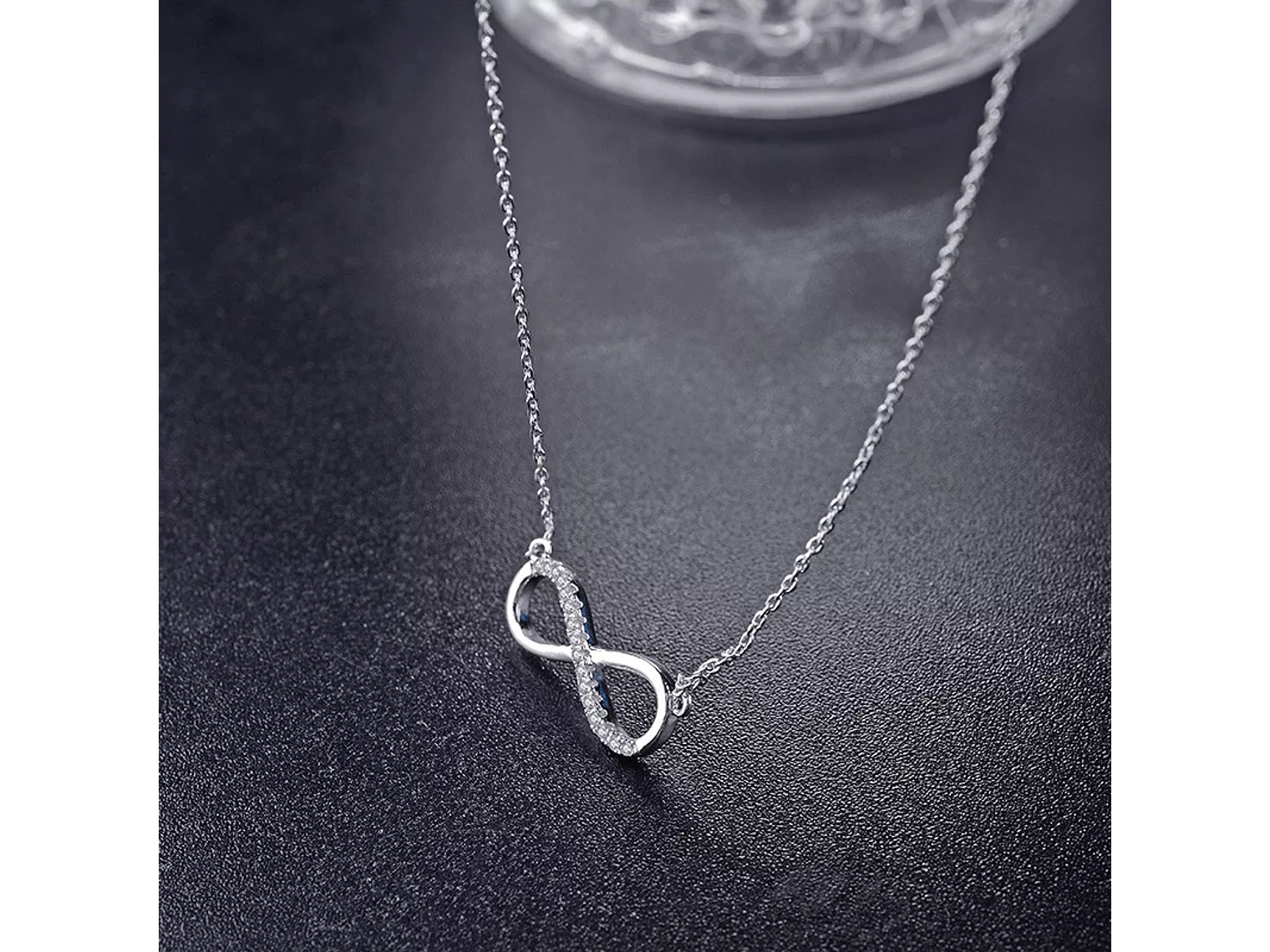 Collar Infinito con Circones Plateado 5