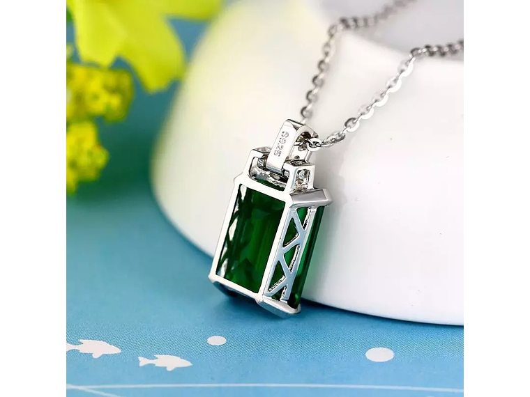 Collar Cristal Verde Circones 3