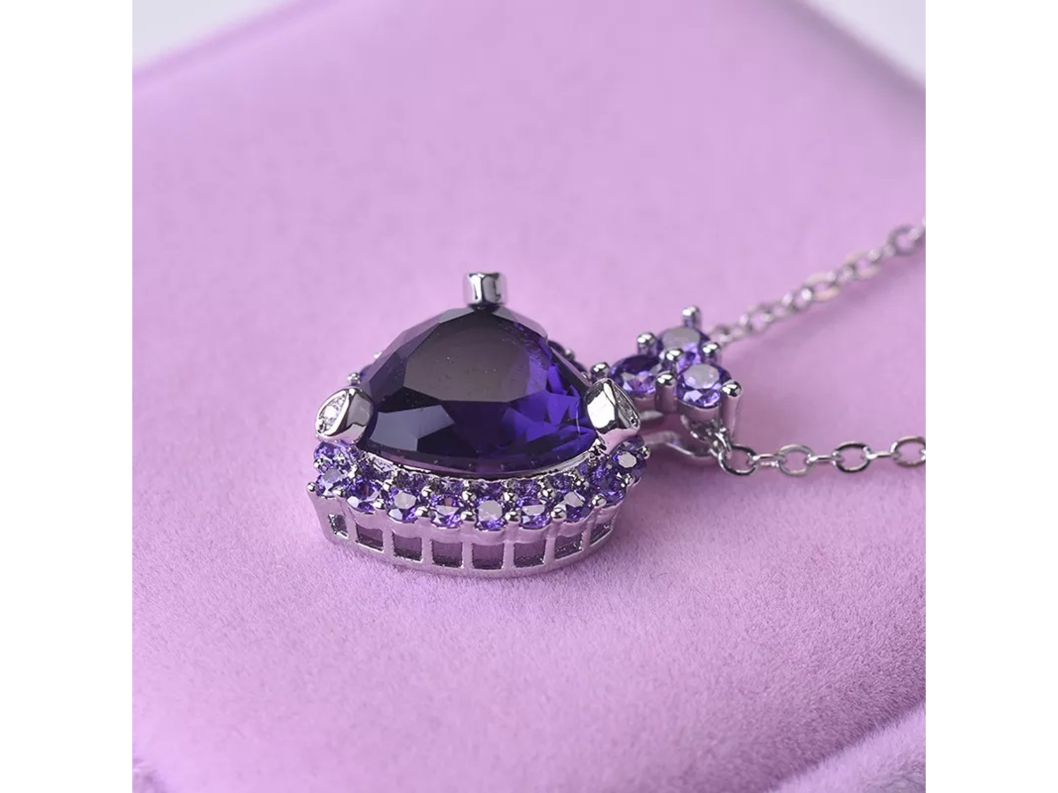 Collar Corazon Cristal Morado 3