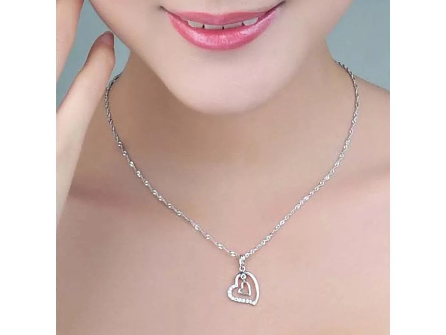 Collar Doble Corazon Interior Plateado 7