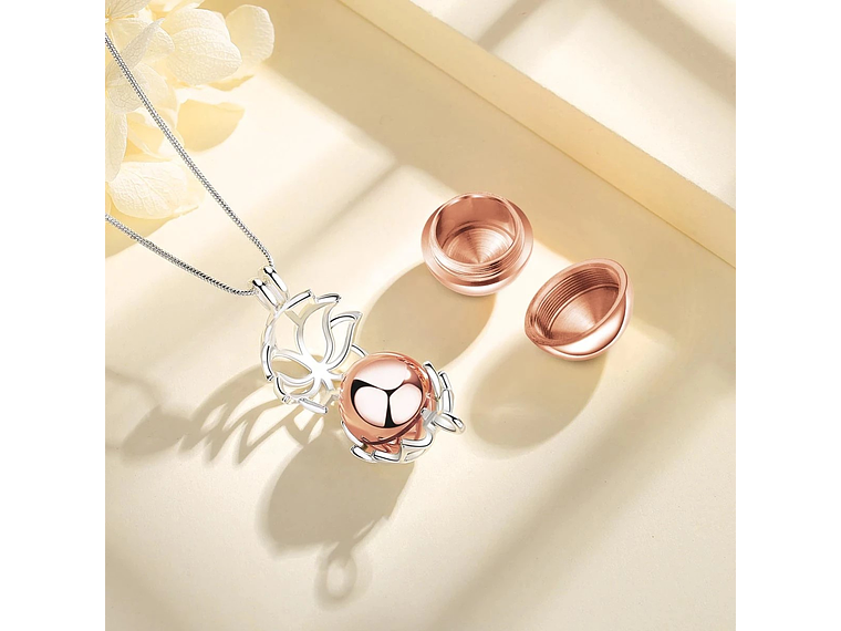 Collar Urna Cenizas Flor de Loto Plateado 4