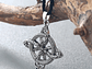 Collar Colgante Nudo De Bruja Nordica Plateado - Miniatura 4