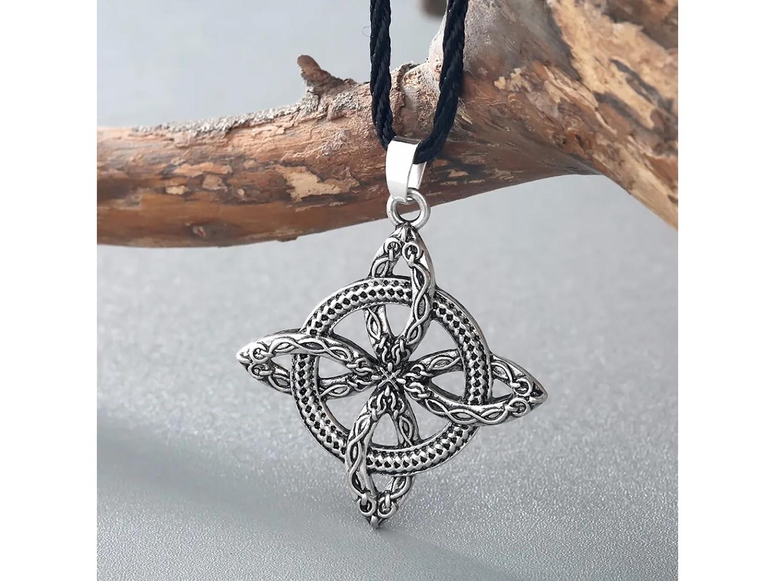 Collar Colgante Nudo De Bruja Nordica Plateado 6