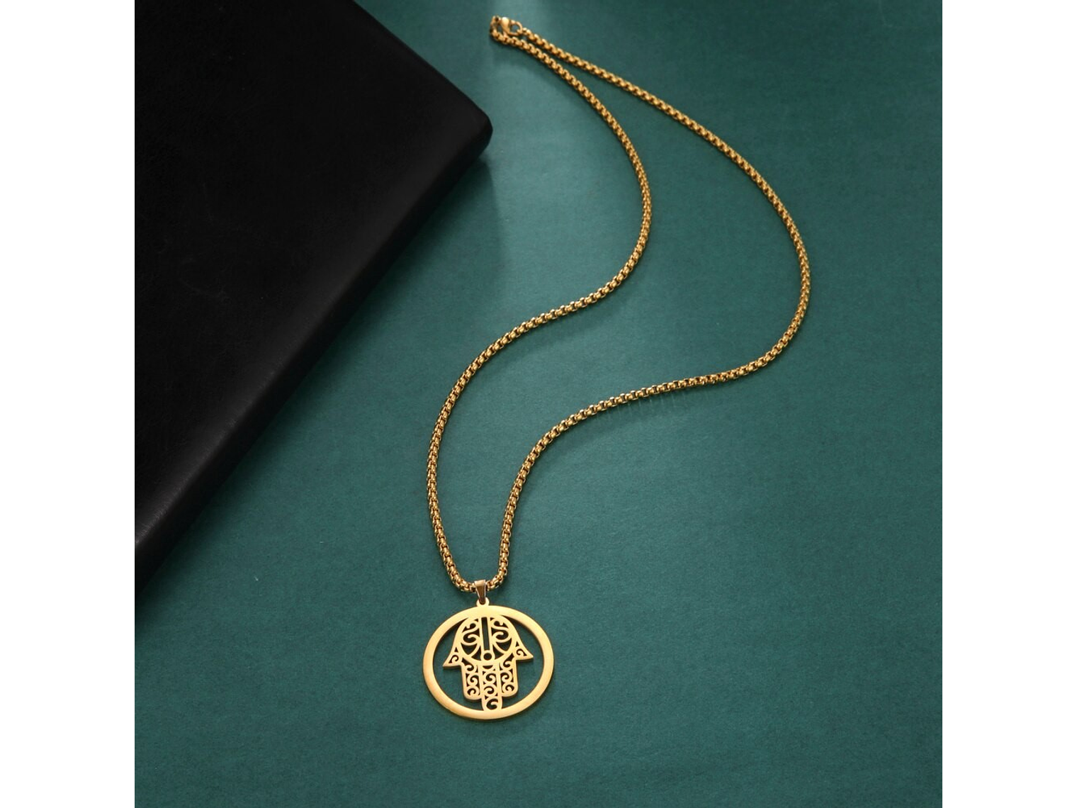 Colgante Collar Mano de Fatima Hamsa Acero Dorado 2