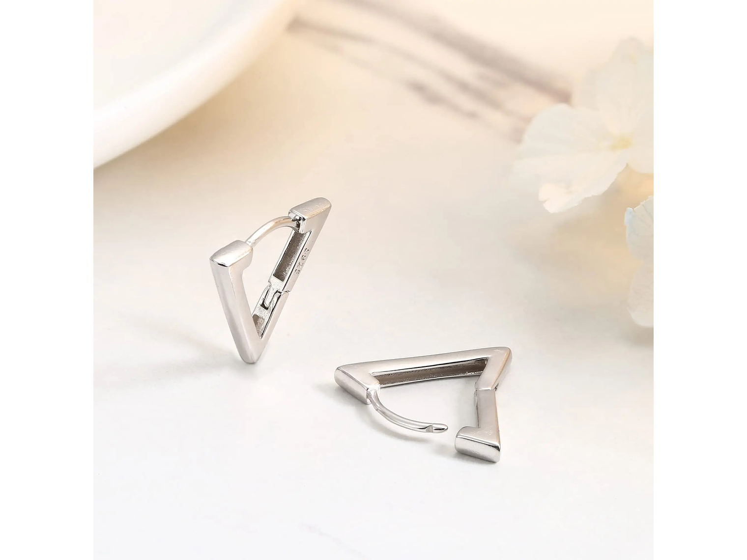 Aros Plata 925 Argolla Triangulo Plateado 4