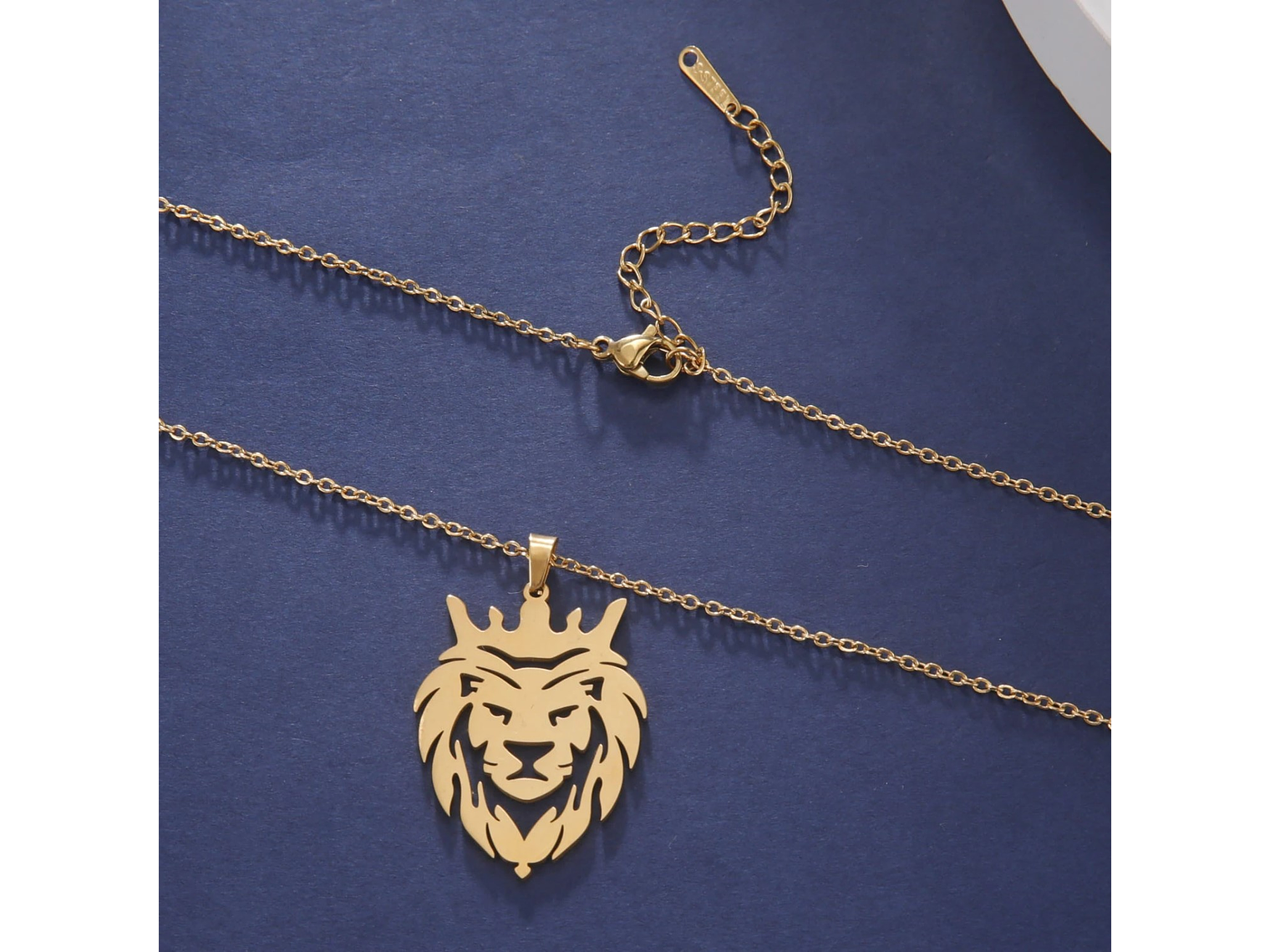 Collar Cabeza Leon Corona King Acero Dorado 5