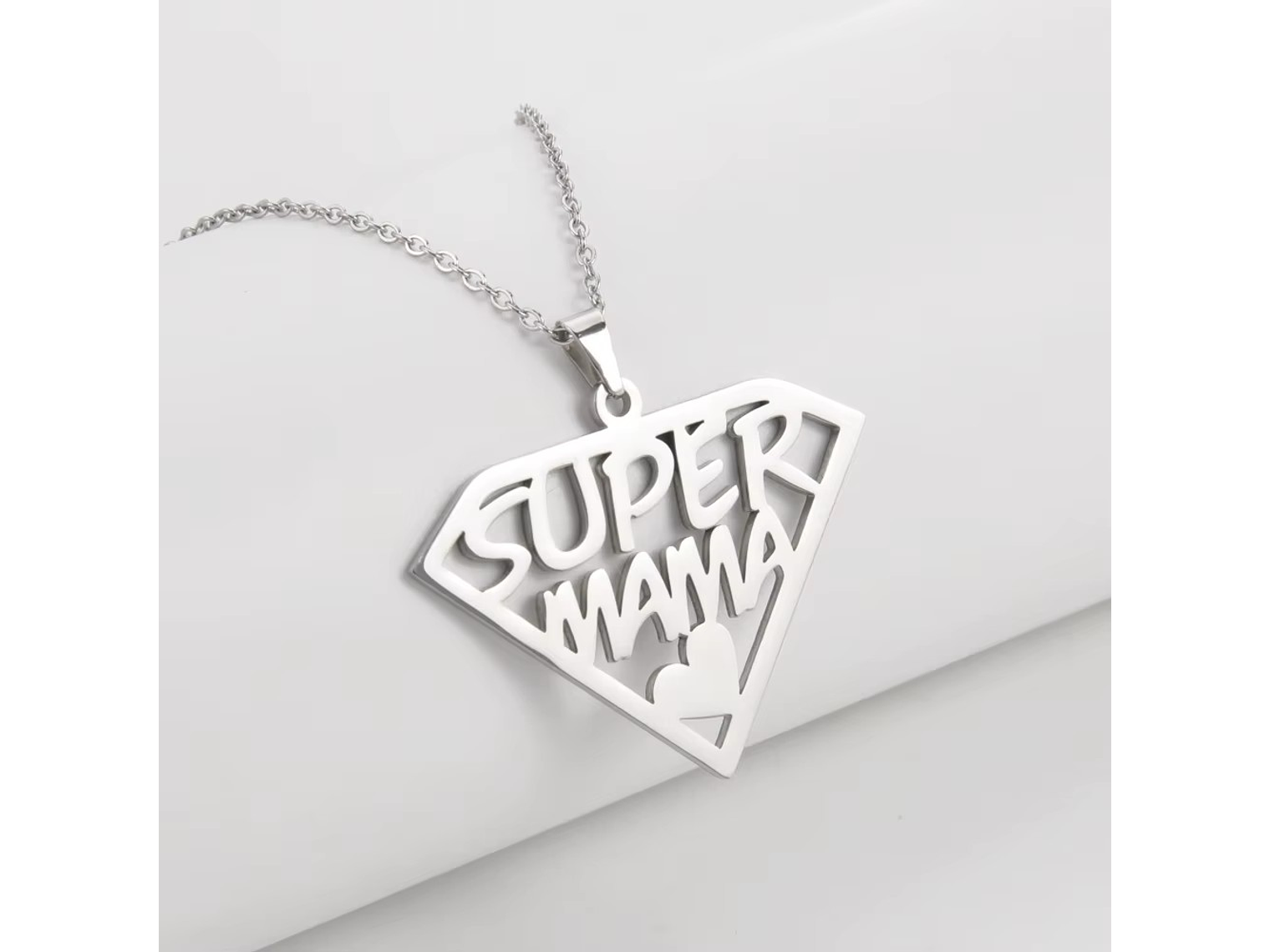 Collar Super Mama Acero Plateado 2