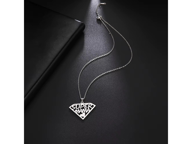 Collar Super Mama Acero Plateado 5